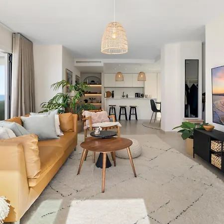 Bermeja Ref #54 アパート エステポナ